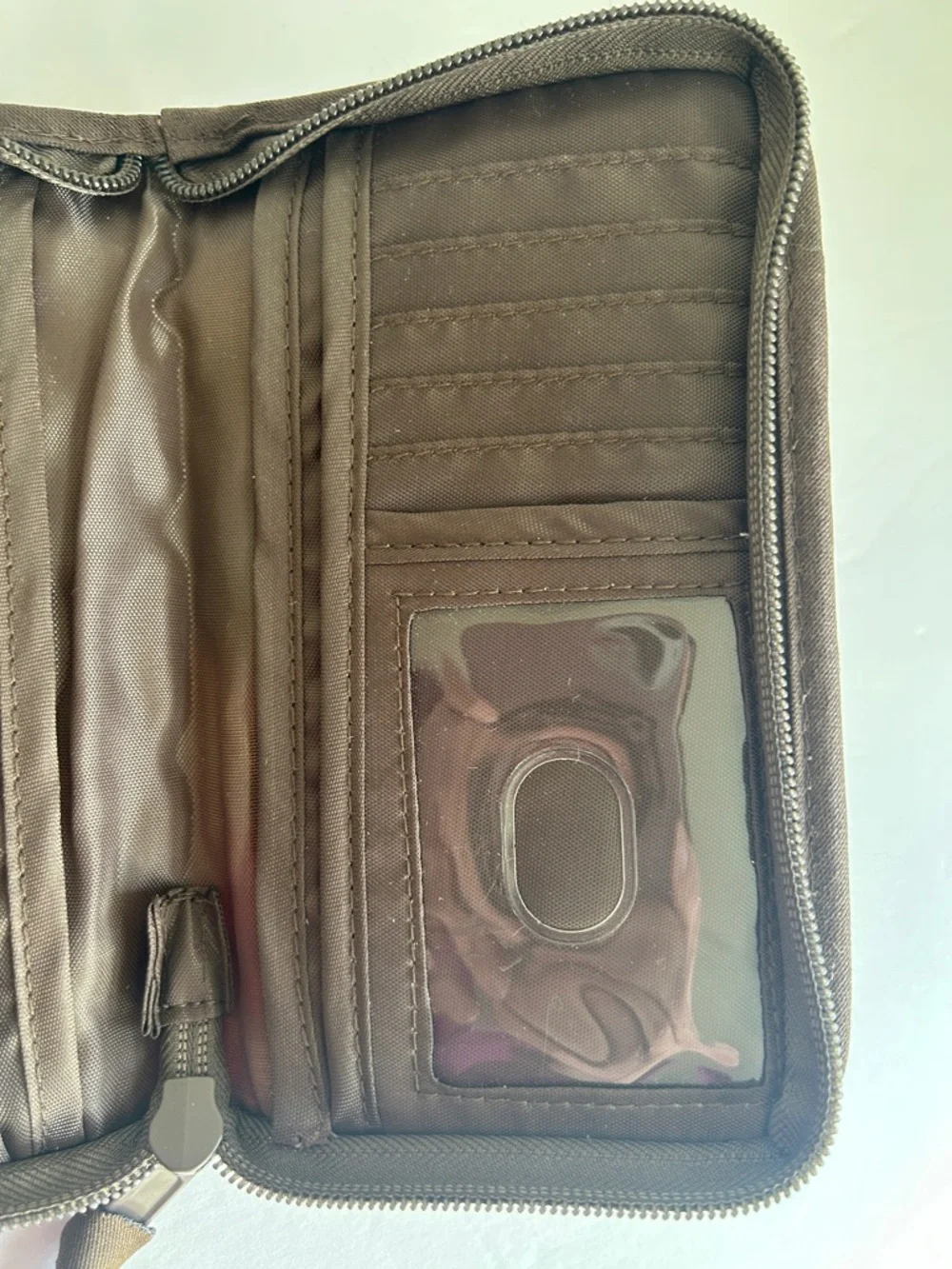 NWOT Thirty One Floral Print Wallet